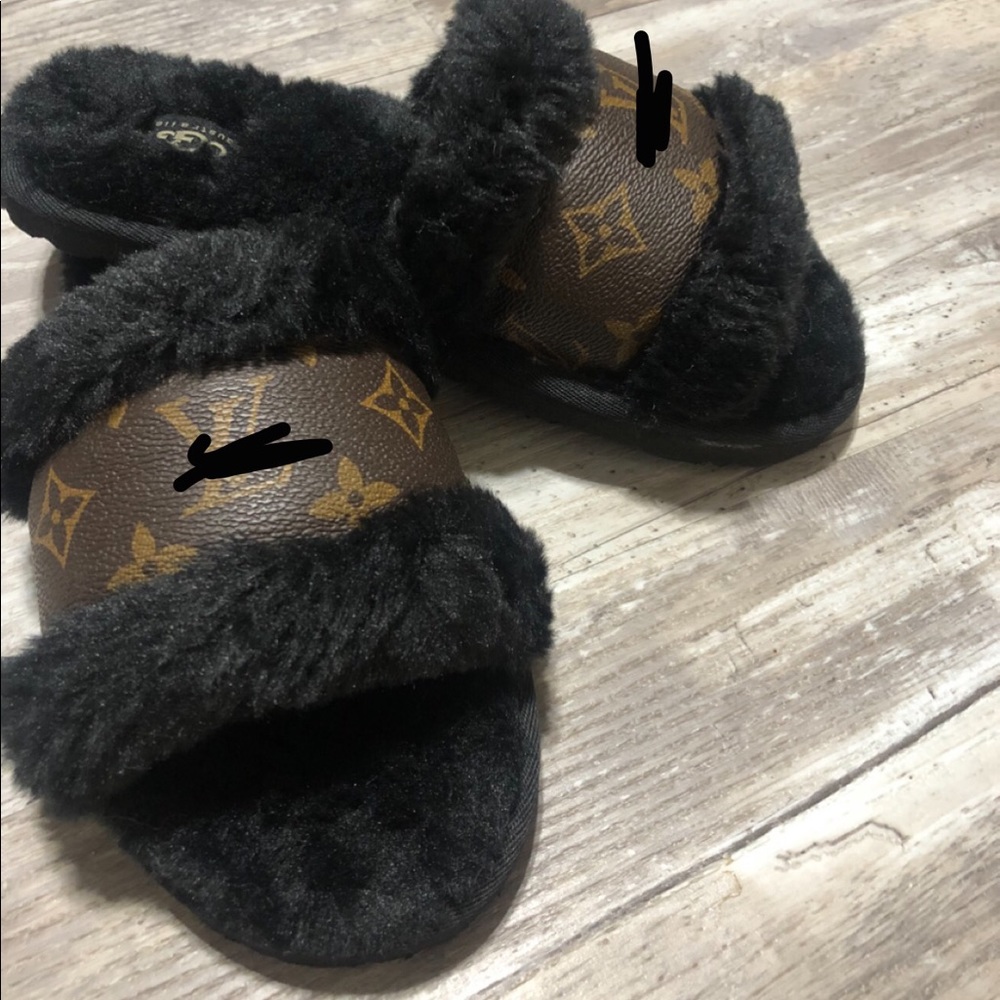 Custom slippers